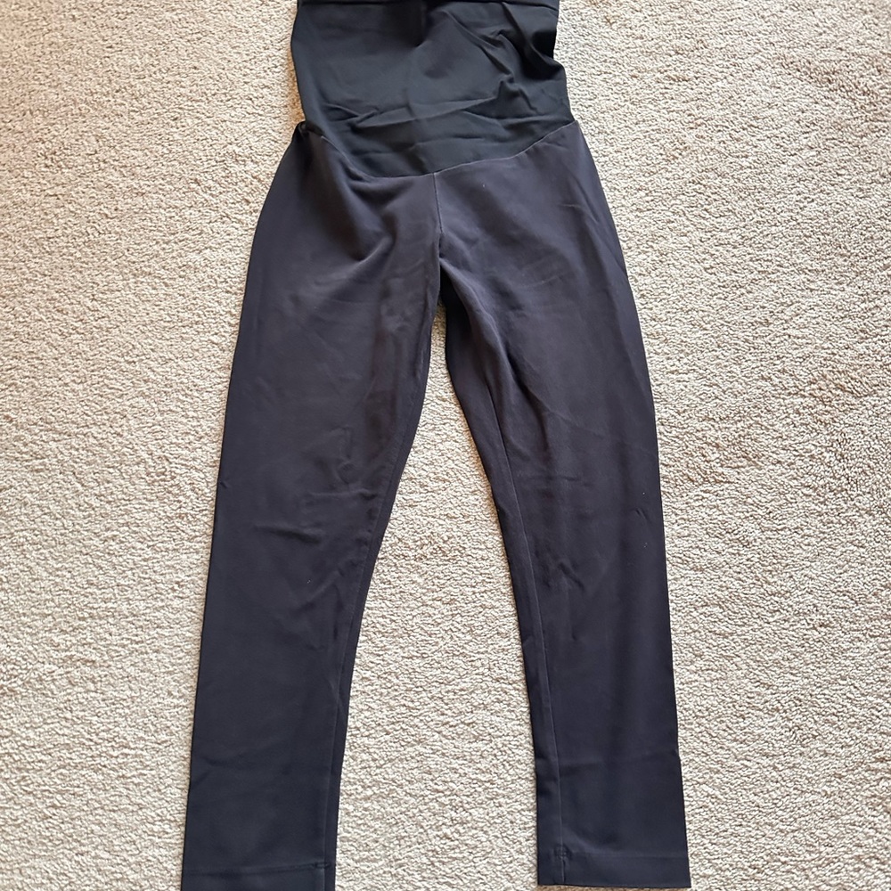 Motherhood Maternity Capri Legging